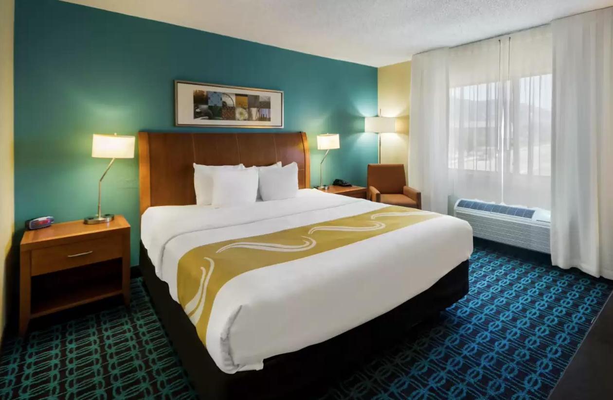 Quality Inn & Suites Bozeman Exterior photo