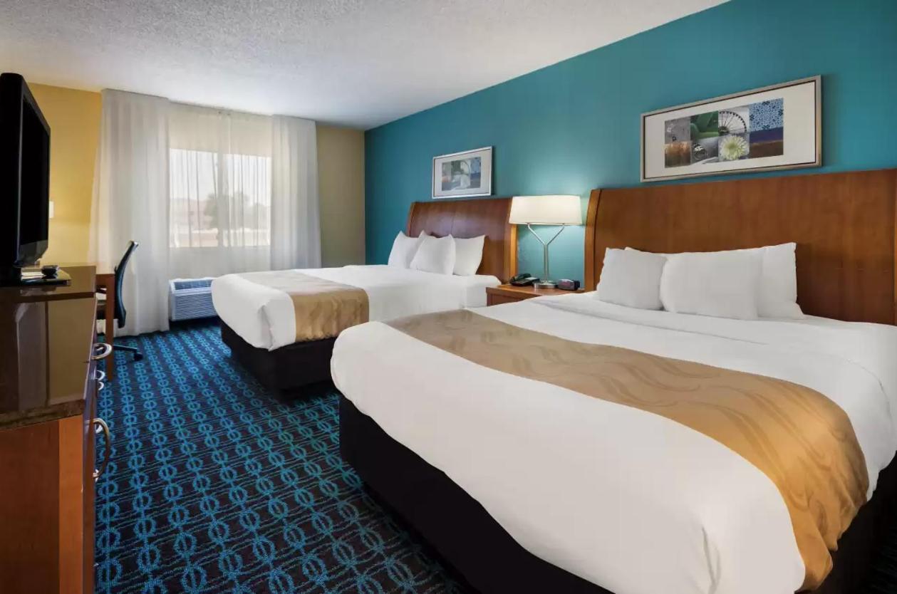 Quality Inn & Suites Bozeman Exterior photo