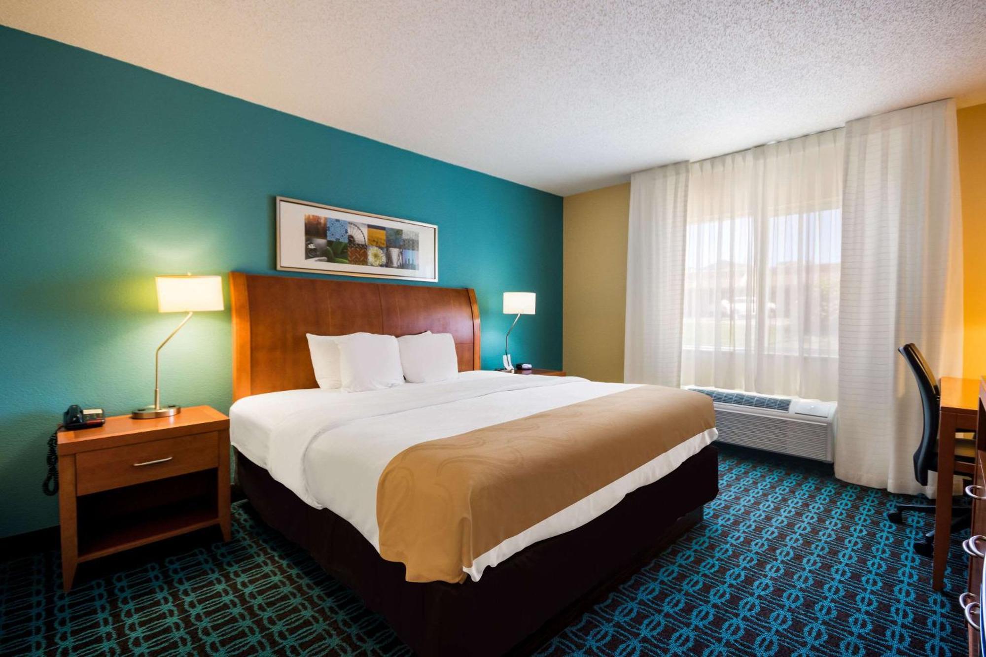 Quality Inn & Suites Bozeman Exterior photo