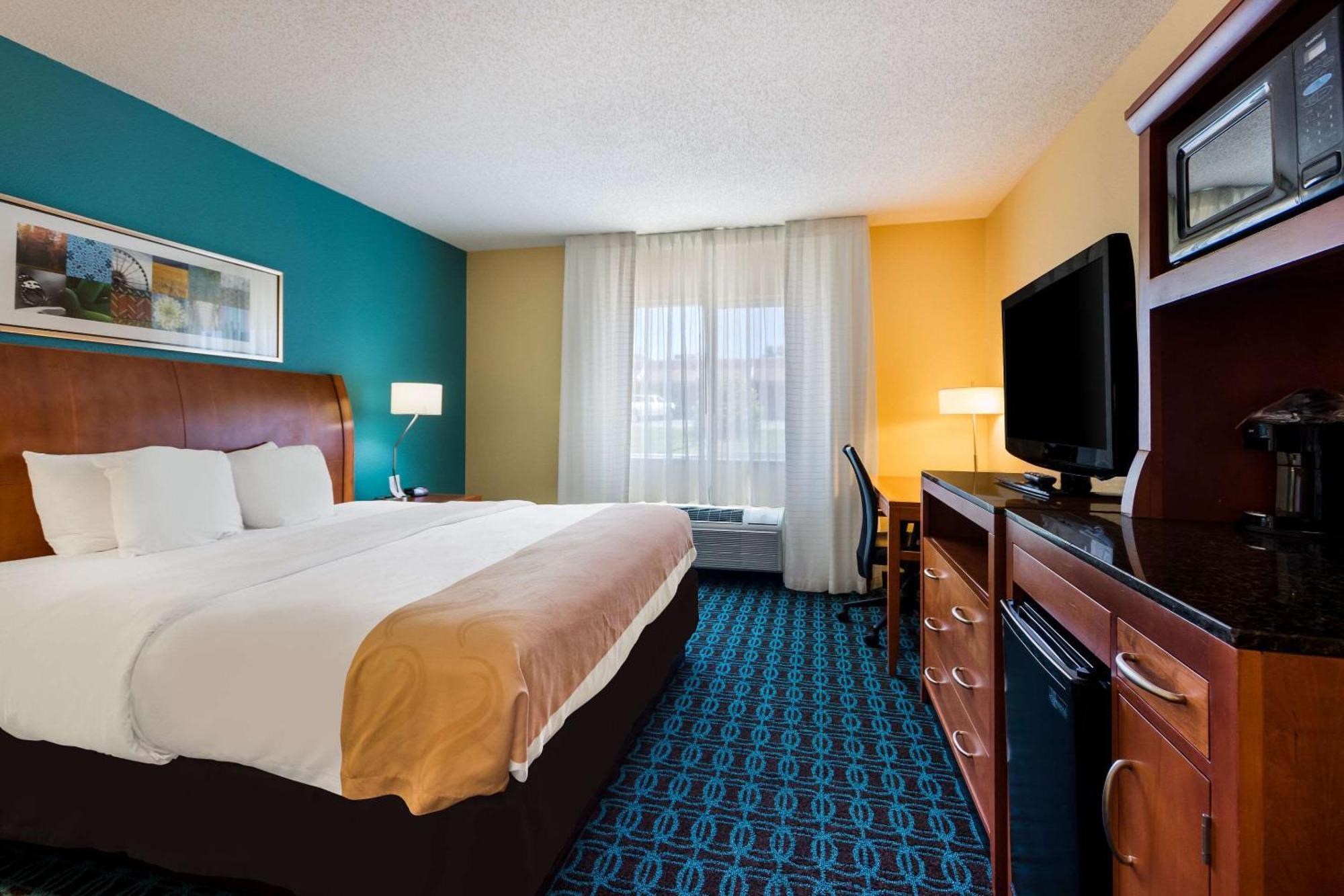Quality Inn & Suites Bozeman Exterior photo