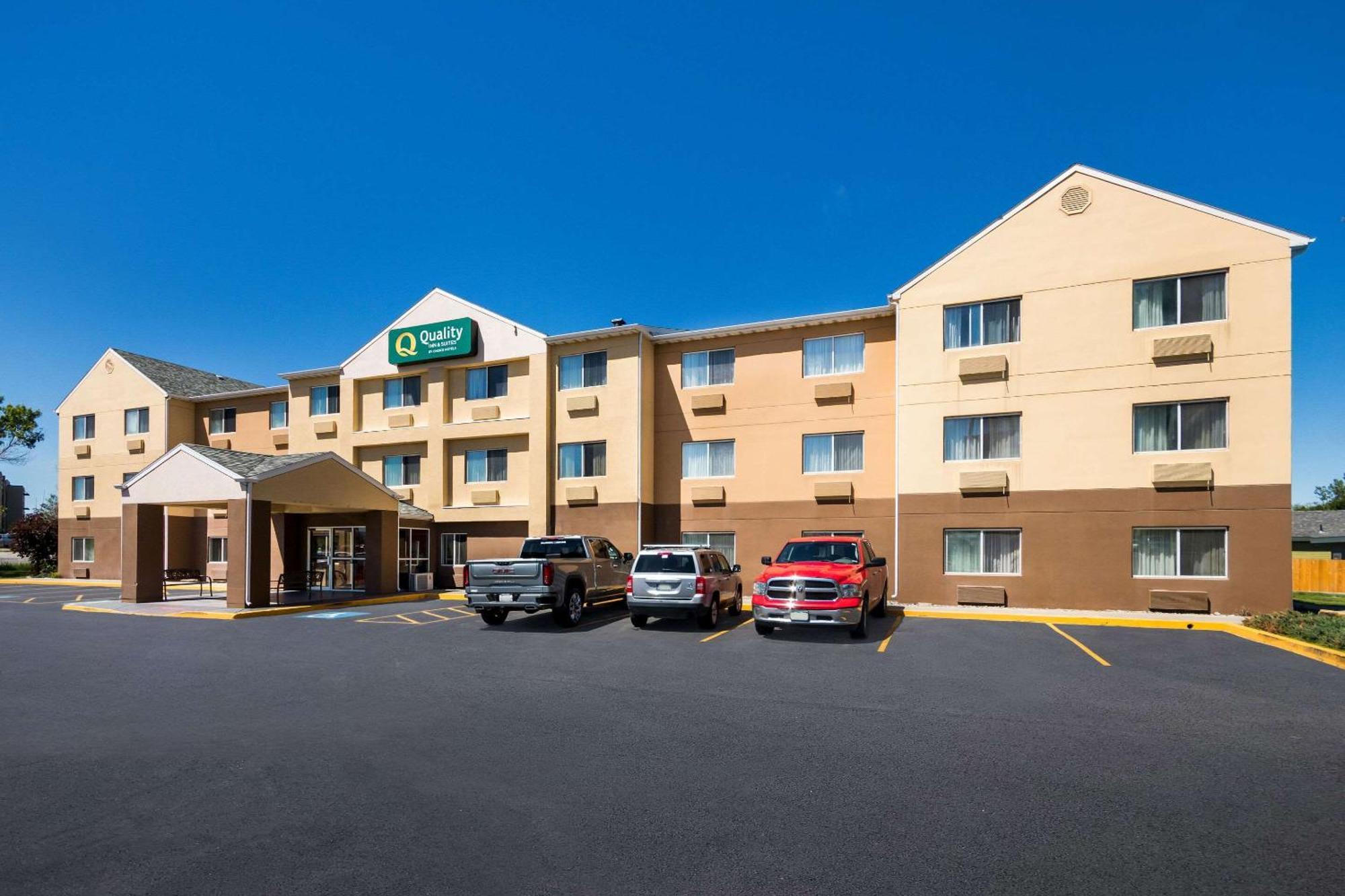 Quality Inn & Suites Bozeman Exterior photo