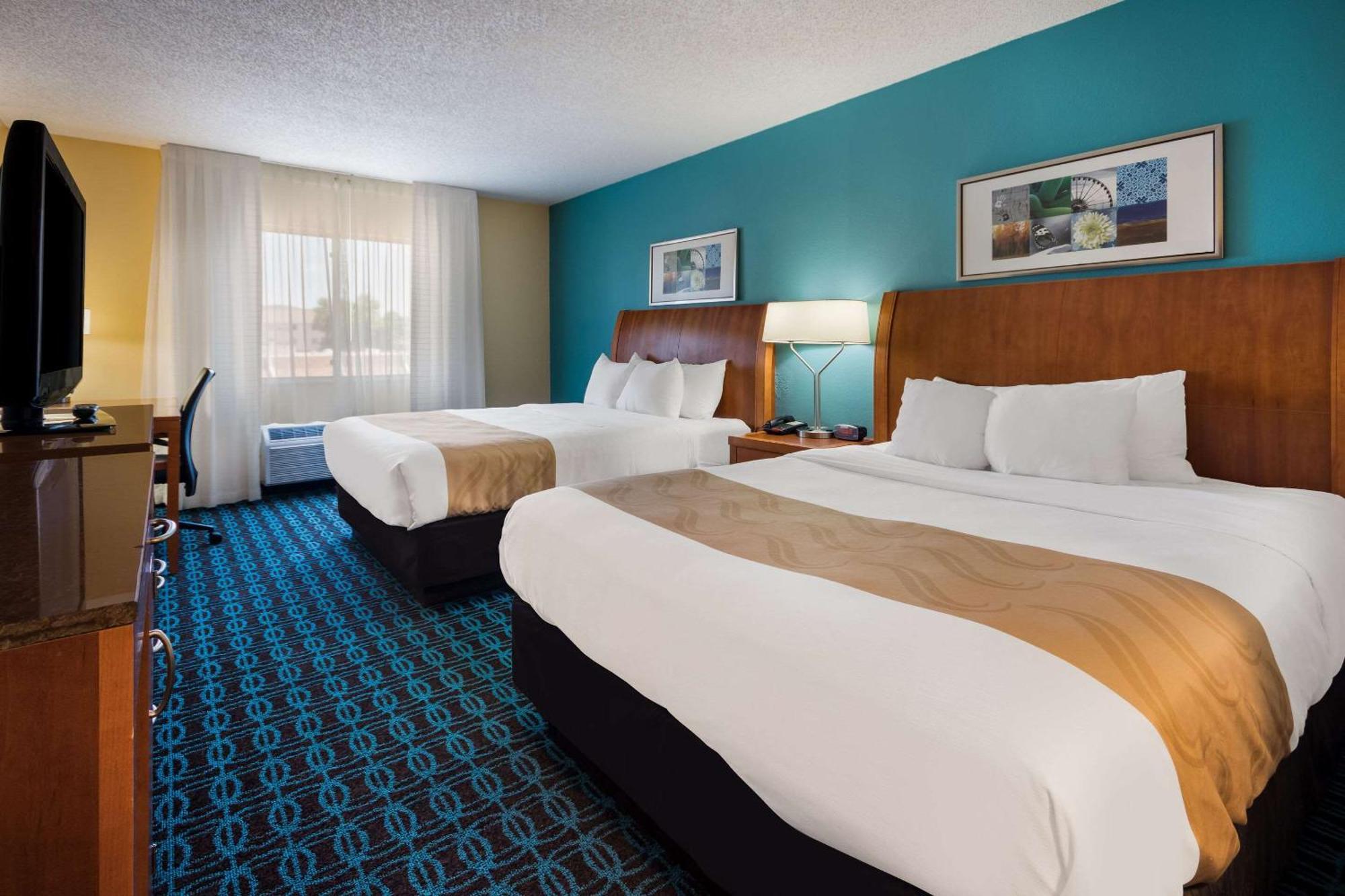 Quality Inn & Suites Bozeman Exterior photo