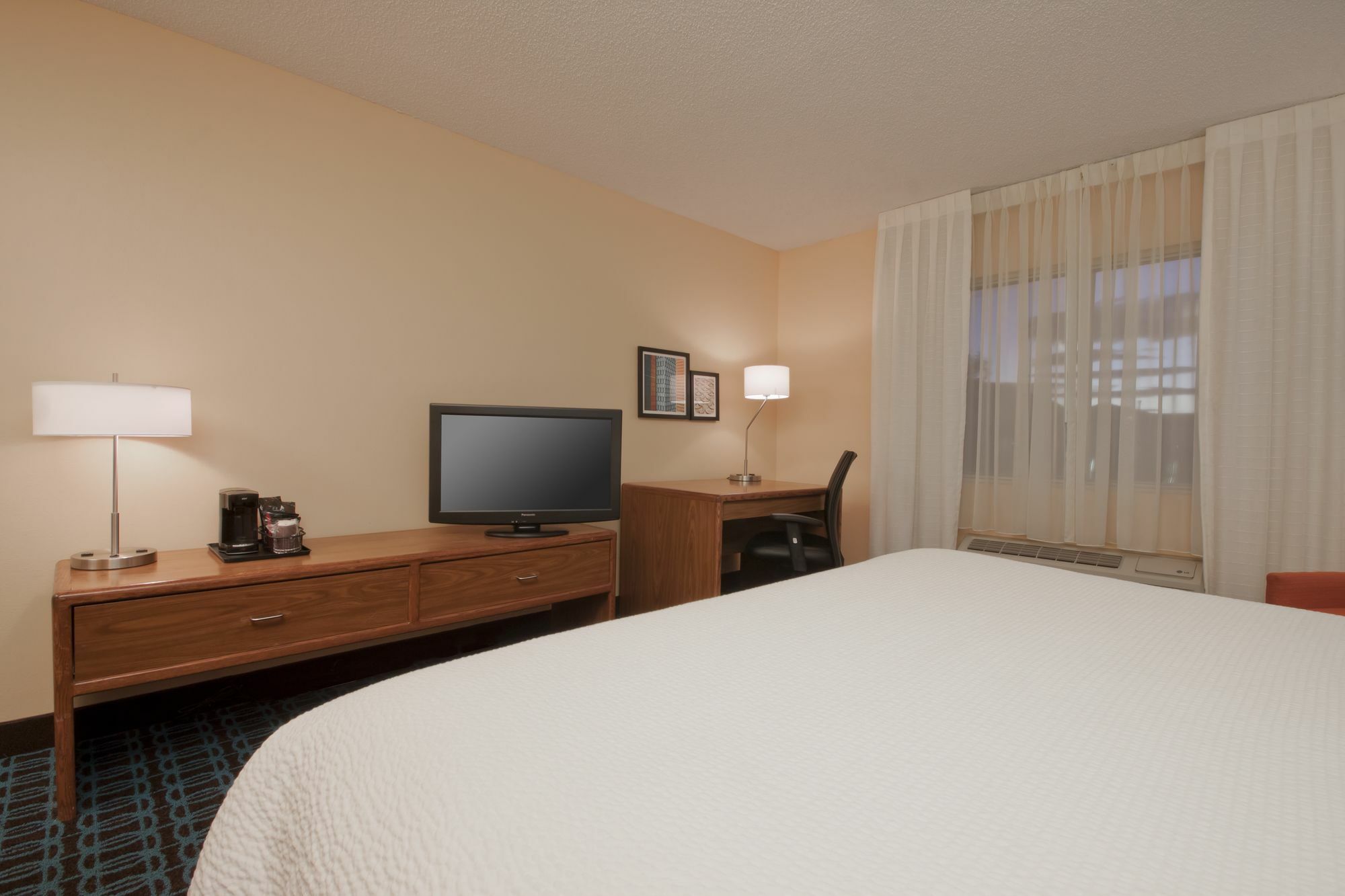 Quality Inn & Suites Bozeman Exterior photo